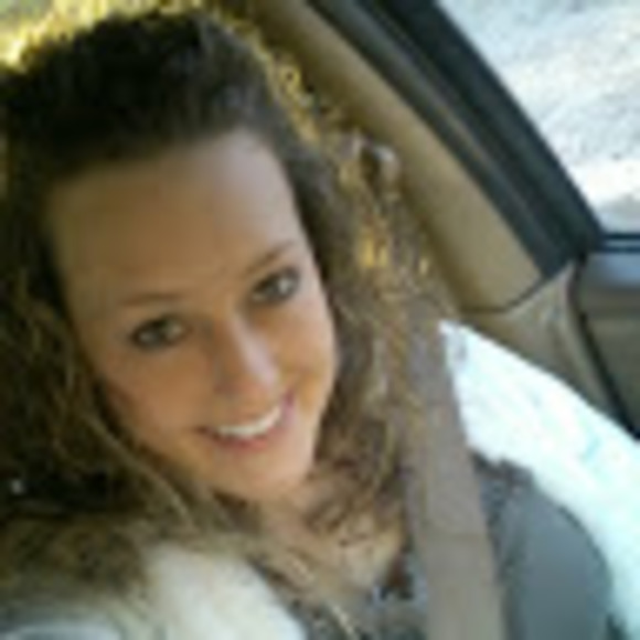 Meet your Posher, Kelli - Picture 1 of 1